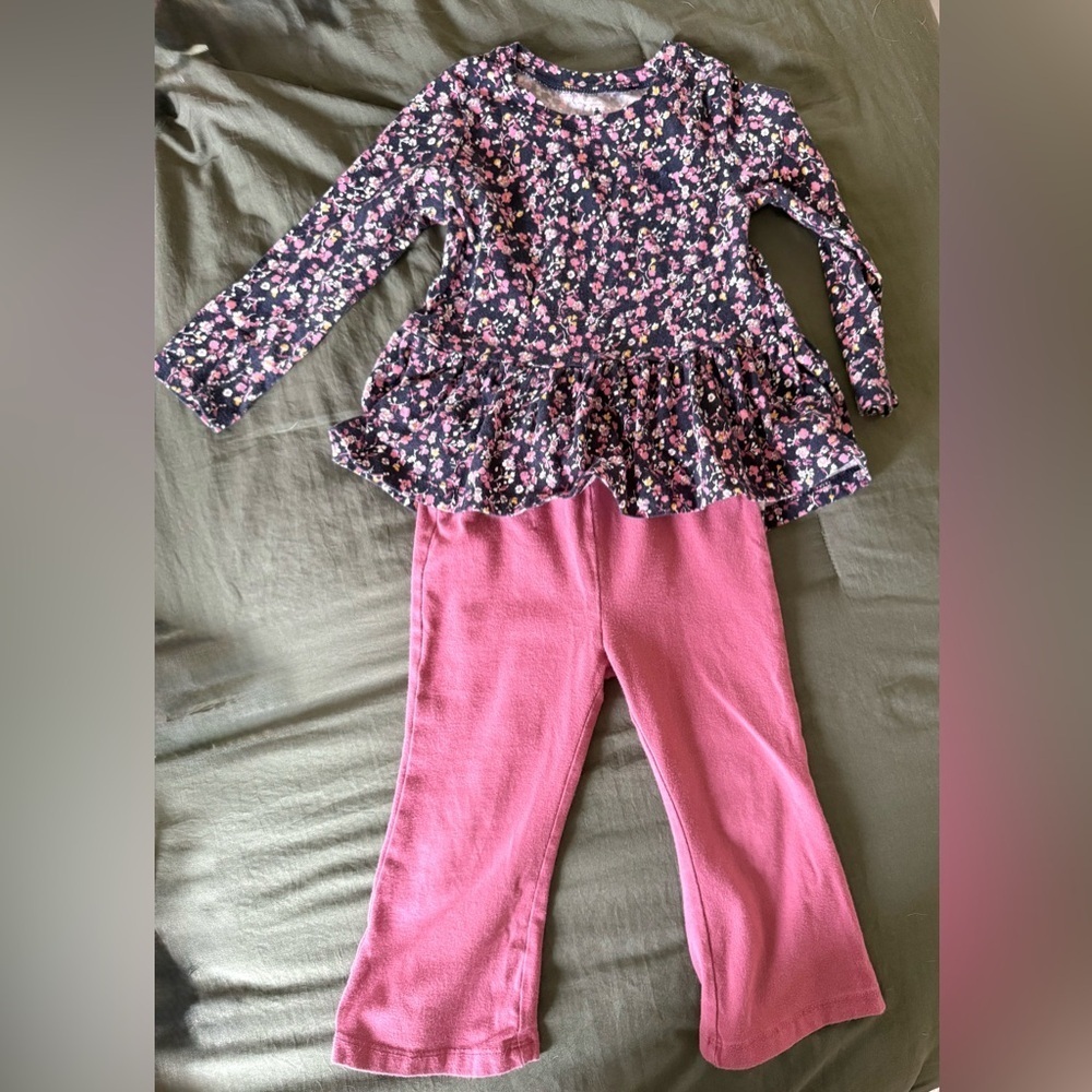 Baby Gap Brannan’s Favorites Outfit – Size 2 Years
